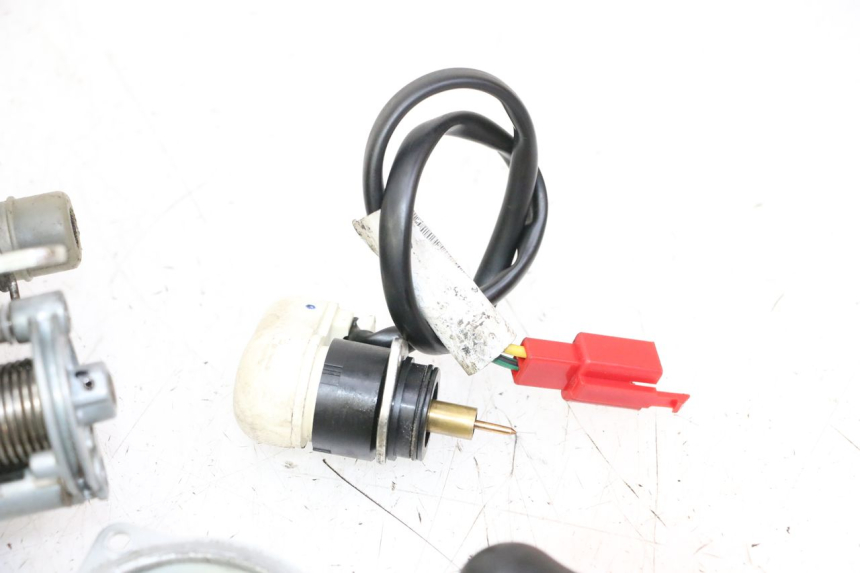 photo de CARBURETOR PIAGGIO XEVO - X EVO 125 (2007 - 2016)