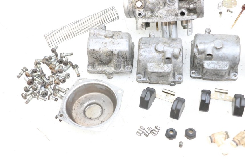 photo de CARBURETOR YAMAHA XJ F 900 (1983 - 1994)