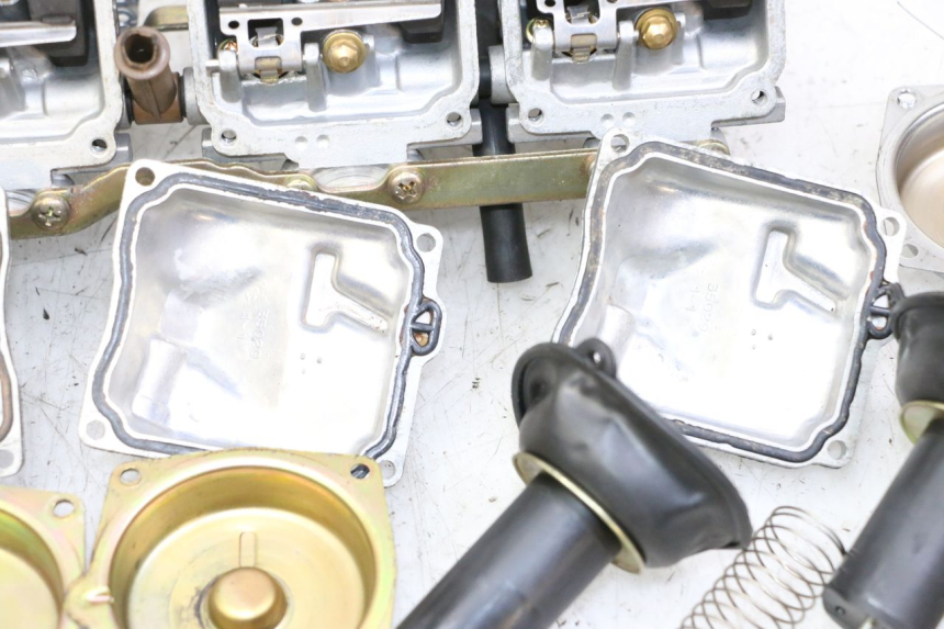 photo de CARBURETOR YAMAHA XJN DIVERSION 600 (2000 - 2003)