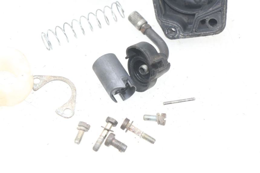 photo de CARBURETOR YAMAHA AEROX NAKED 2T 50 (2013 - 2017)