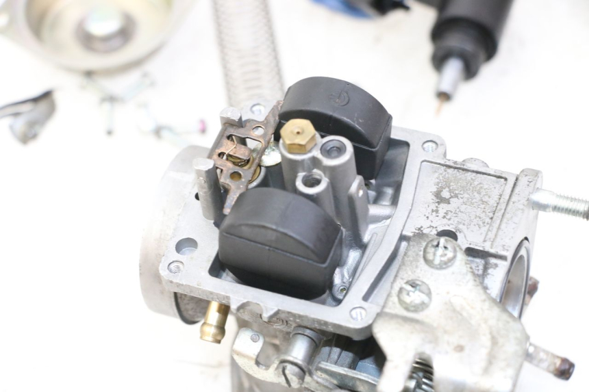 photo de CARBURETOR YAMAHA YP MAJESTY 125 (2007 - 2010)