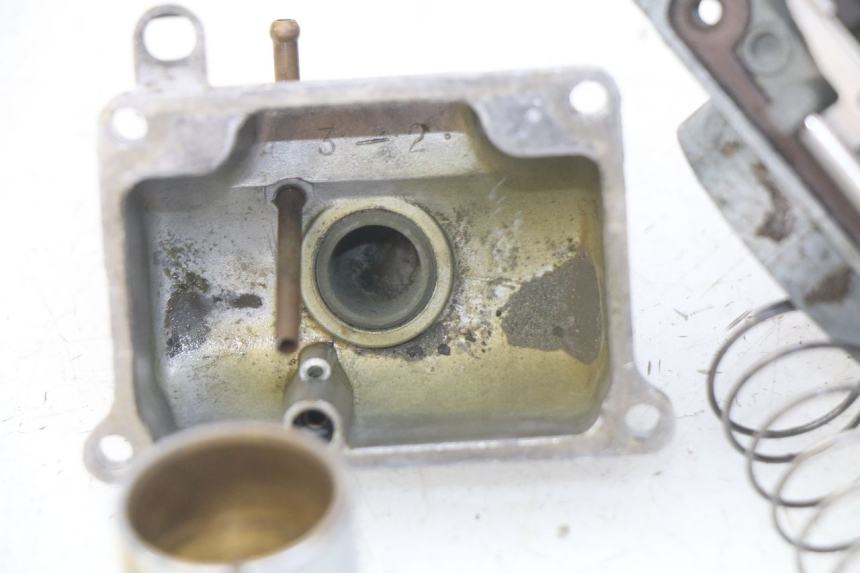 photo de CARBURETOR YAMAHA YZ 80 (1982 - 1983)