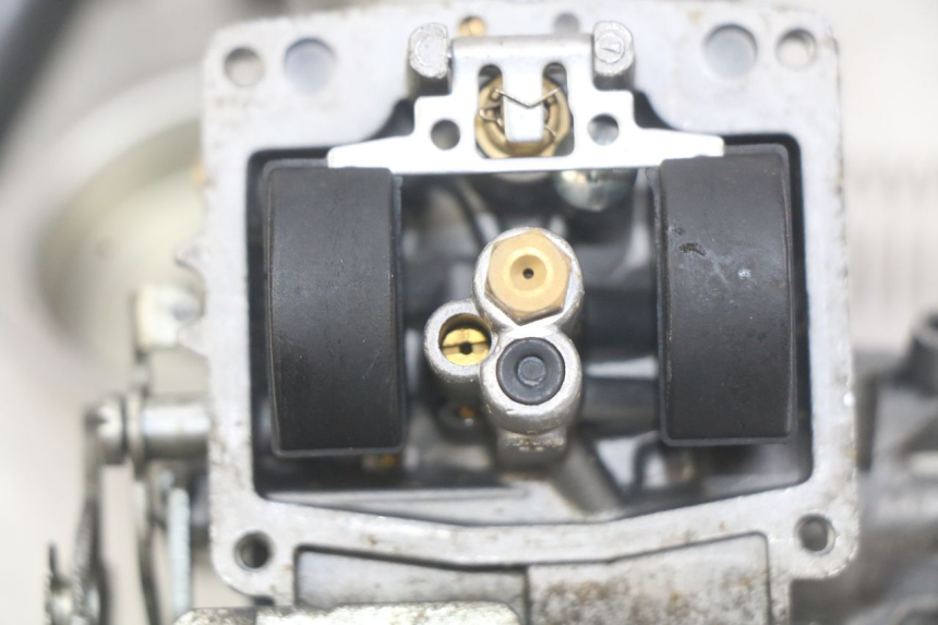 photo de CARBURETOR YAMAHA YP MAJESTY 125 (2007 - 2010)