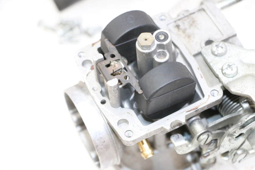 photo de CARBURETOR YAMAHA YP MAJESTY 125 (2002 - 2006)