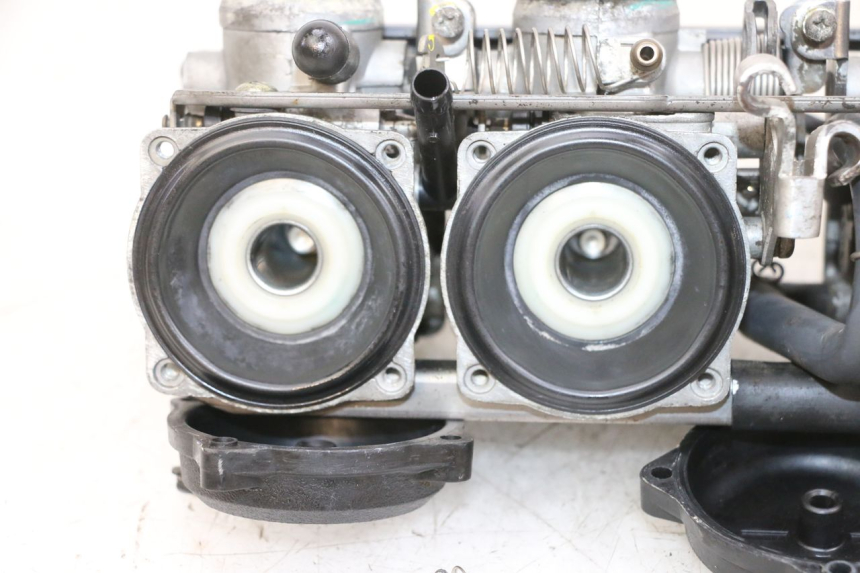 photo de CARBURETOR KAWASAKI ZR 7 750 (1999 - 2001) - Spare part profile view