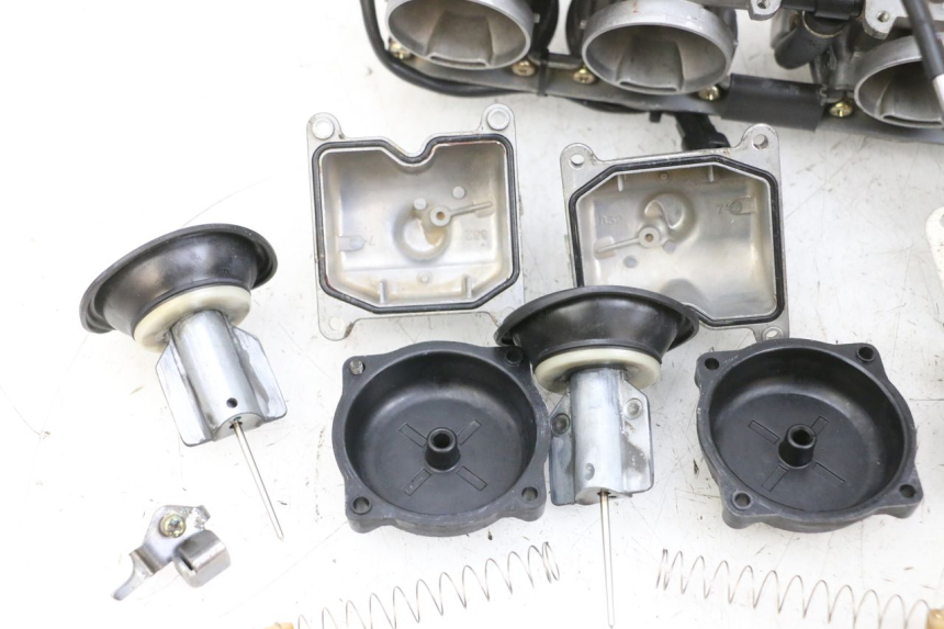 photo de CARBURETOR KAWASAKI ZR 7 750 (1999 - 2001) - Additional view of the item