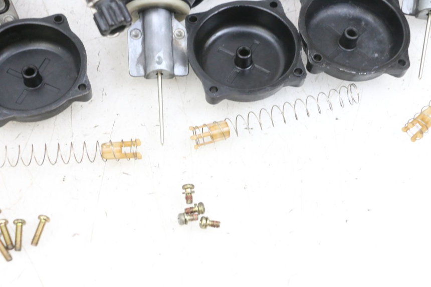 photo de CARBURETOR KAWASAKI ZR 7 750 (1999 - 2001) - Component zoom