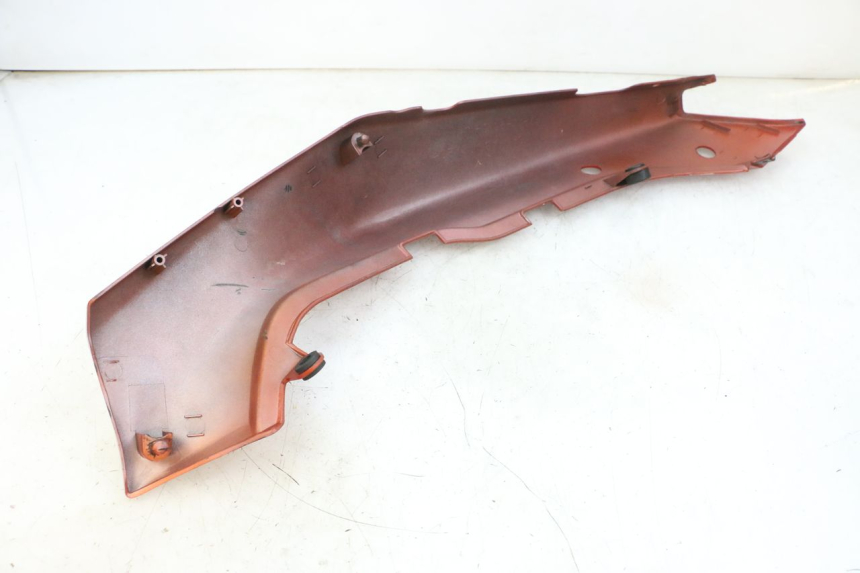 photo de REAR PANEL SUZUKI GSF N BANDIT 600 (1996 - 1999) - Component zoom
