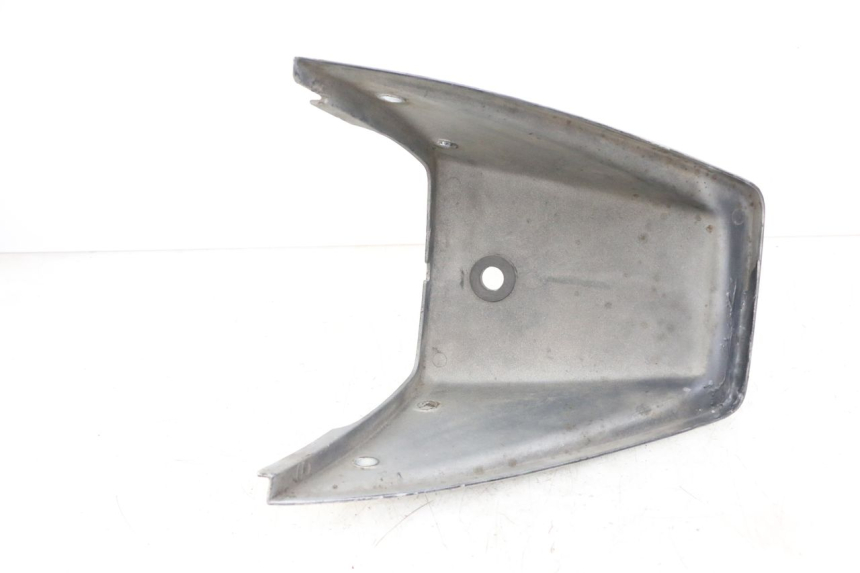 photo de REAR PANEL SUZUKI GSX E 250 (1982 - 1983)