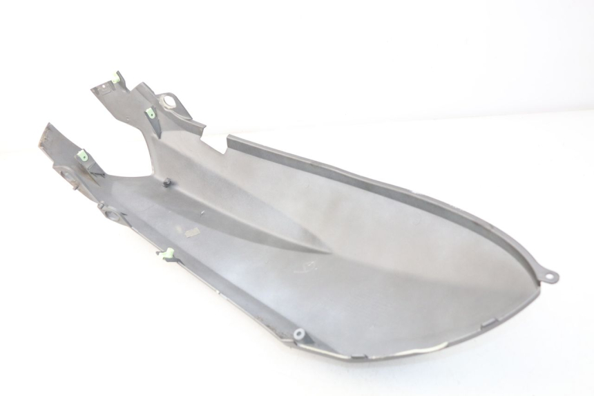 photo de REAR FAIRING PEUGEOT KISBEE 2T 50 (2010 - 2017)