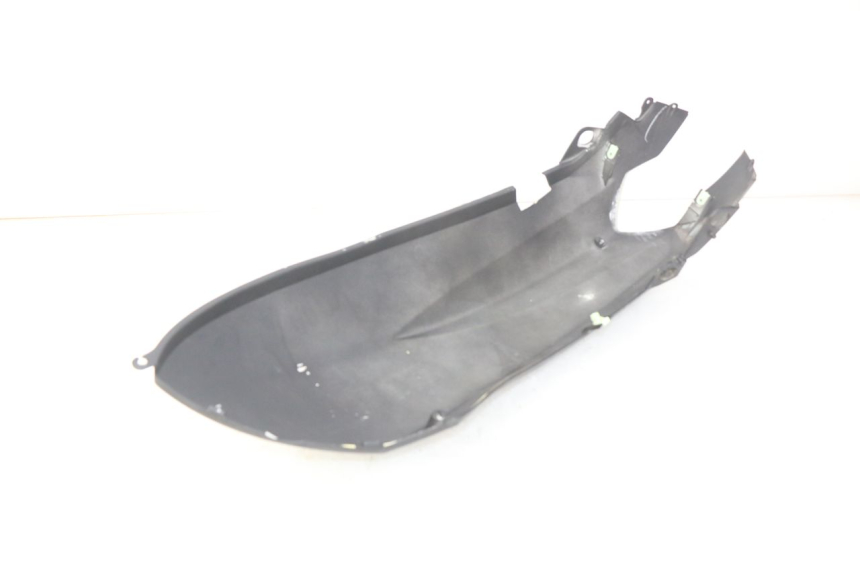 photo de REAR FAIRING PEUGEOT KISBEE 2T 50 (2018 - 2022)