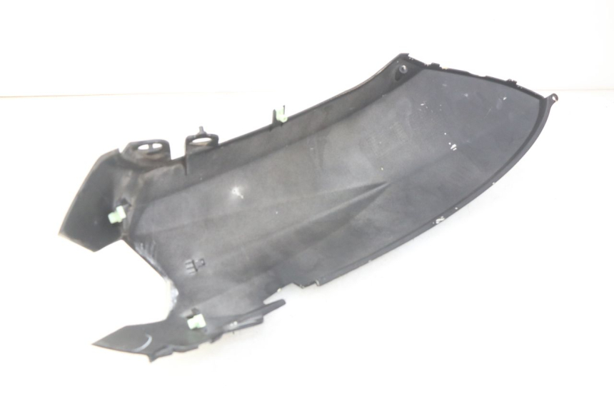 photo de REAR FAIRING PEUGEOT KISBEE 2T 50 (2018 - 2022)