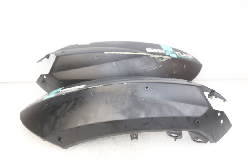 photo de REAR FAIRING PEUGEOT KISBEE 4T 50 (2018 - 2022)