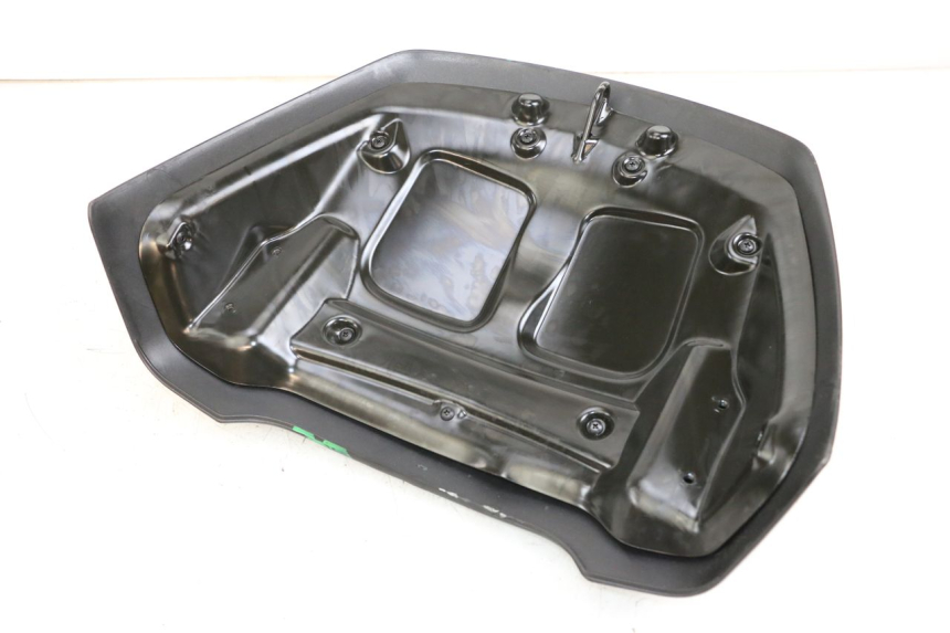 photo de REAR FAIRING PIAGGIO XEVO - X EVO 125 (2007 - 2016)