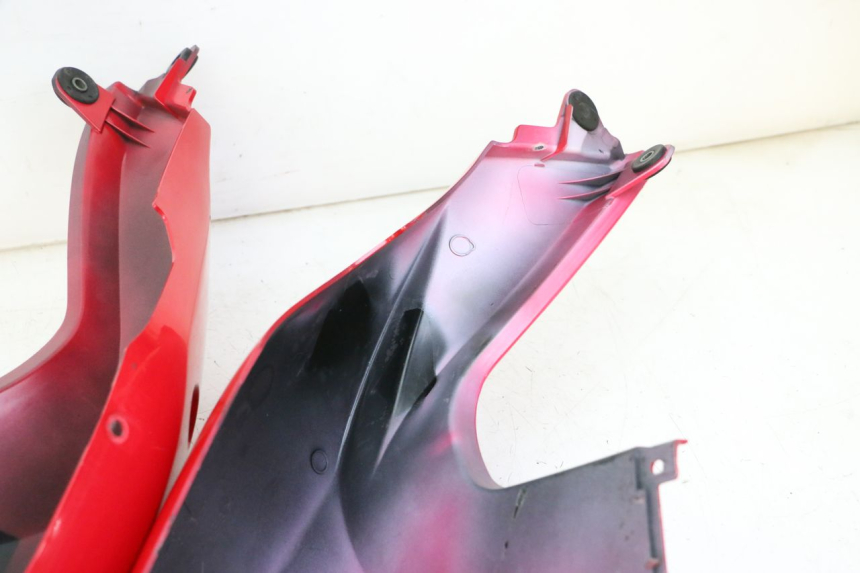 photo de REAR PANEL SUZUKI SV S 650 (2003 - 2009)