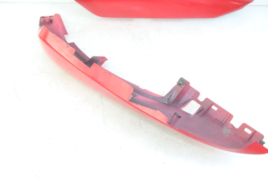 photo de REAR PANEL YAMAHA XJN DIVERSION 600 (2000 - 2003)