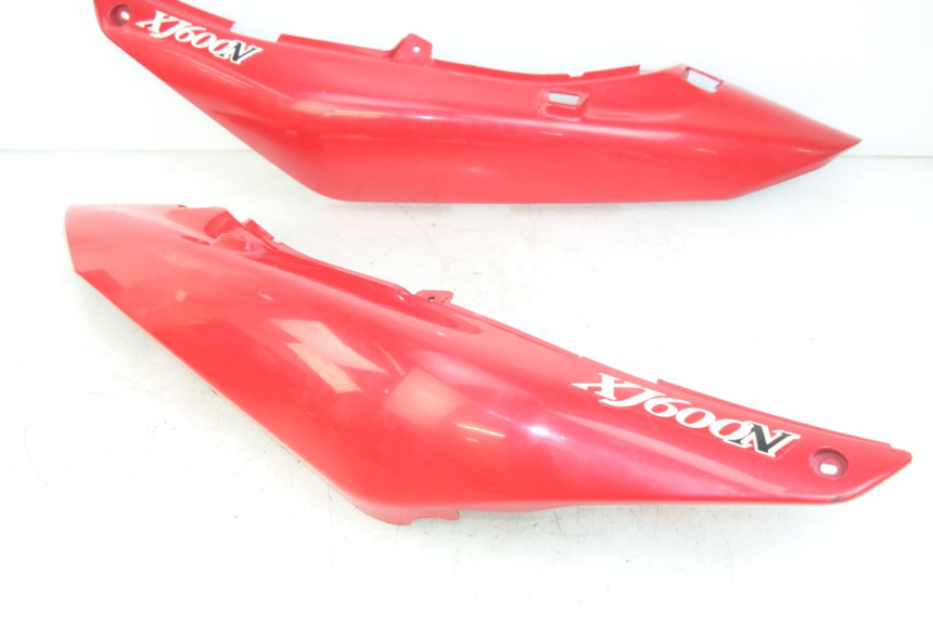 photo de REAR PANEL YAMAHA XJN DIVERSION 600 (2000 - 2003)