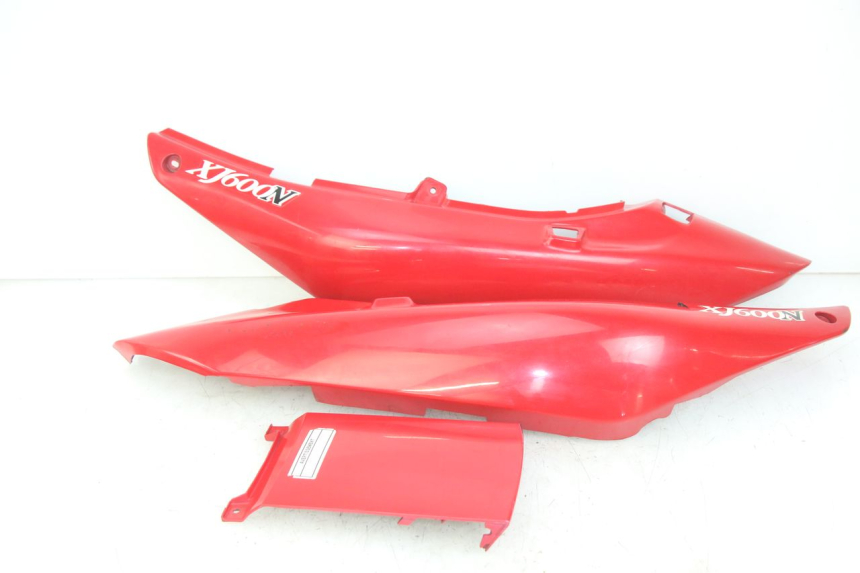 photo de REAR PANEL YAMAHA XJN DIVERSION 600 (2000 - 2003)