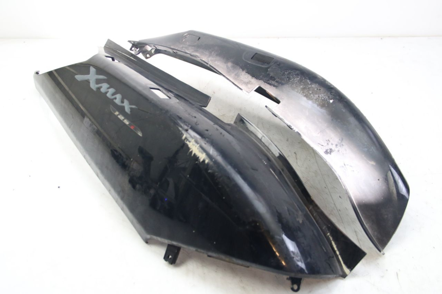 photo de REAR FAIRING YAMAHA XMAX X-MAX 125 (2006 - 2009)