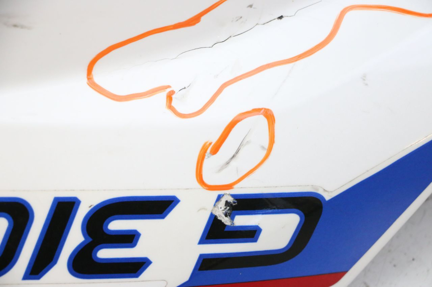 photo de RIGHT FUEL TANK PANEL BMW G310 R 310 (2016 - 2020)