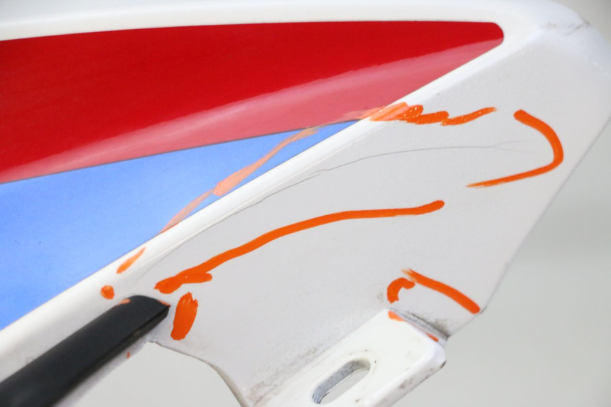 photo de RIGHT FUEL TANK PANEL BMW G310 R 310 (2016 - 2020)