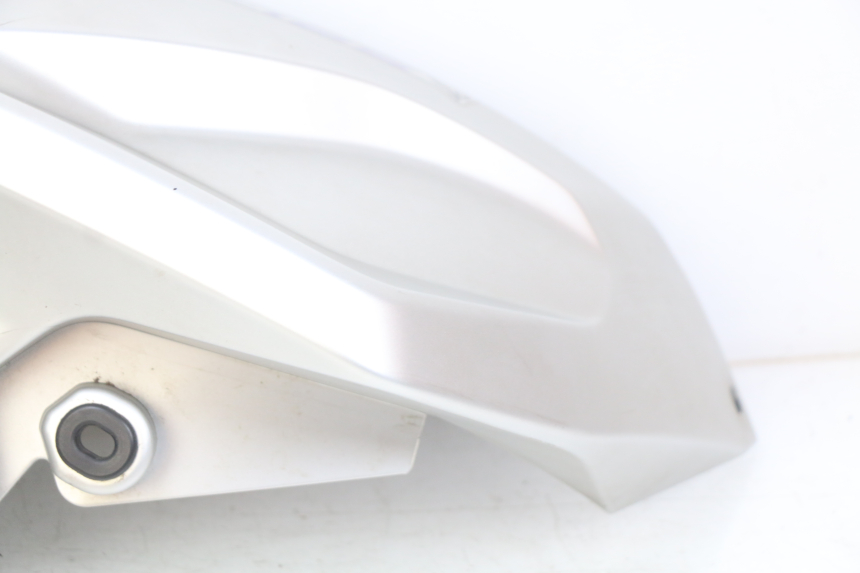 photo de RIGHT TANK FAIRING YAMAHA MT ABS 125 (2014 - 2018)
