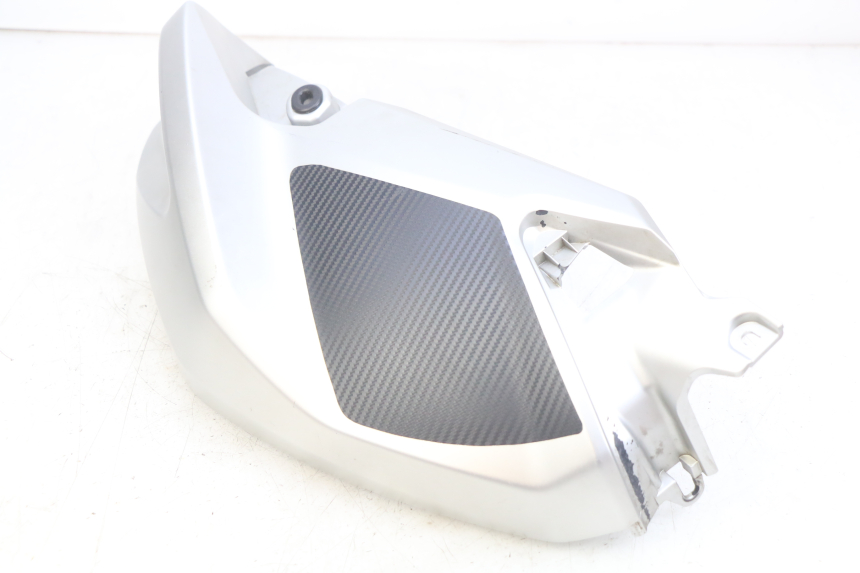 photo de RIGHT TANK FAIRING YAMAHA MT ABS 125 (2014 - 2018)