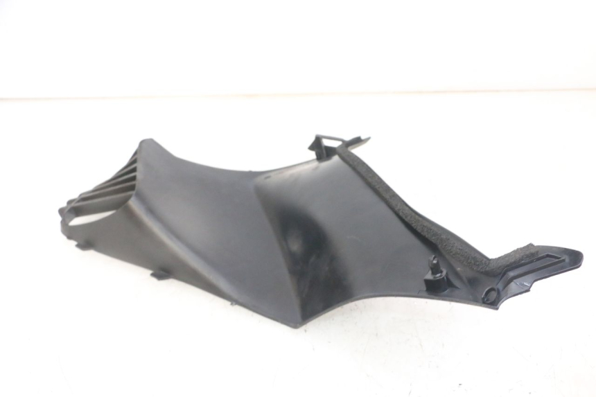 photo de RIGHT FUEL TANK PANEL HONDA NTV DEAUVILLE ABS 700 (2007 - 2016)