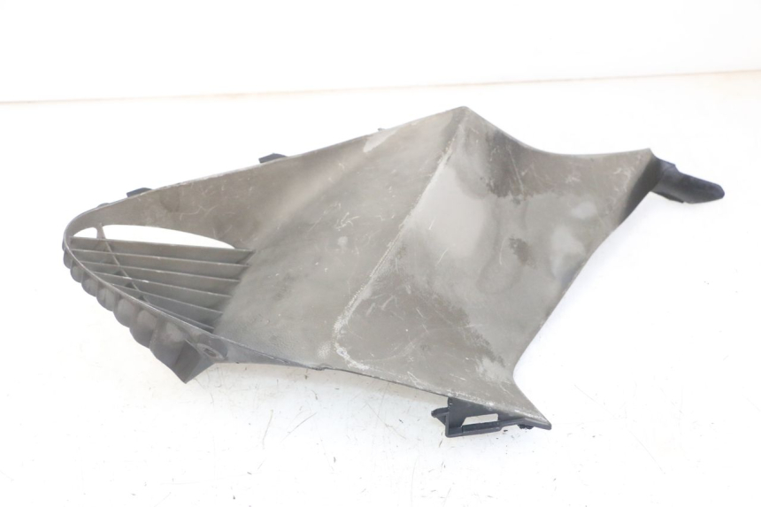 photo de RIGHT FUEL TANK PANEL HONDA NTV DEAUVILLE ABS 700 (2007 - 2016)