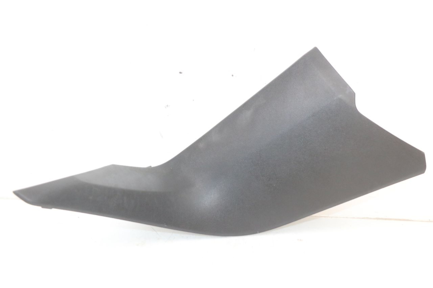 photo de RIGHT FUEL TANK PANEL YAMAHA XMAX X-MAX ABS 125 (2017 - 2020)