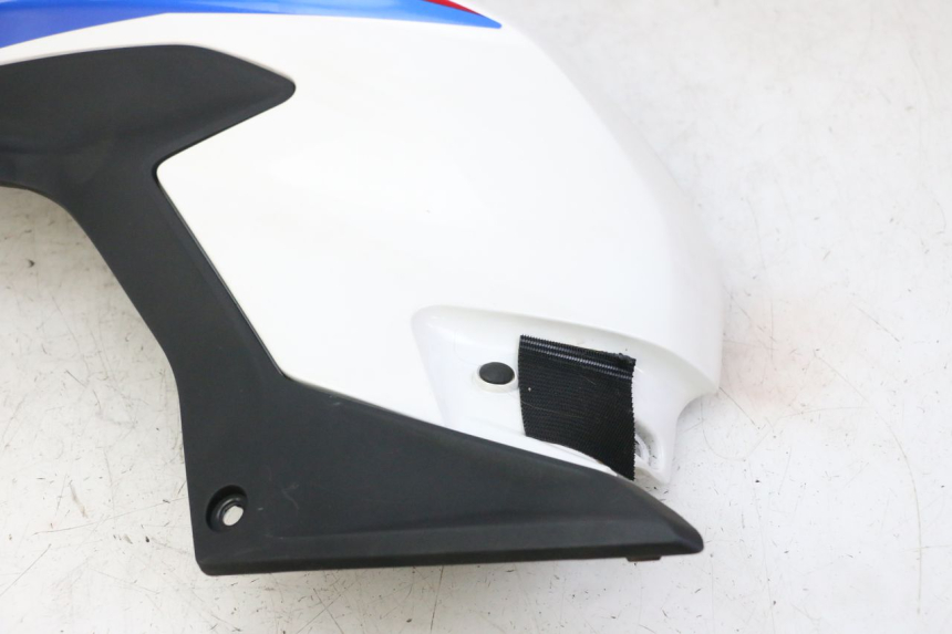 photo de LEFT FUEL TANK PANEL BMW G310 R 310 (2016 - 2020)