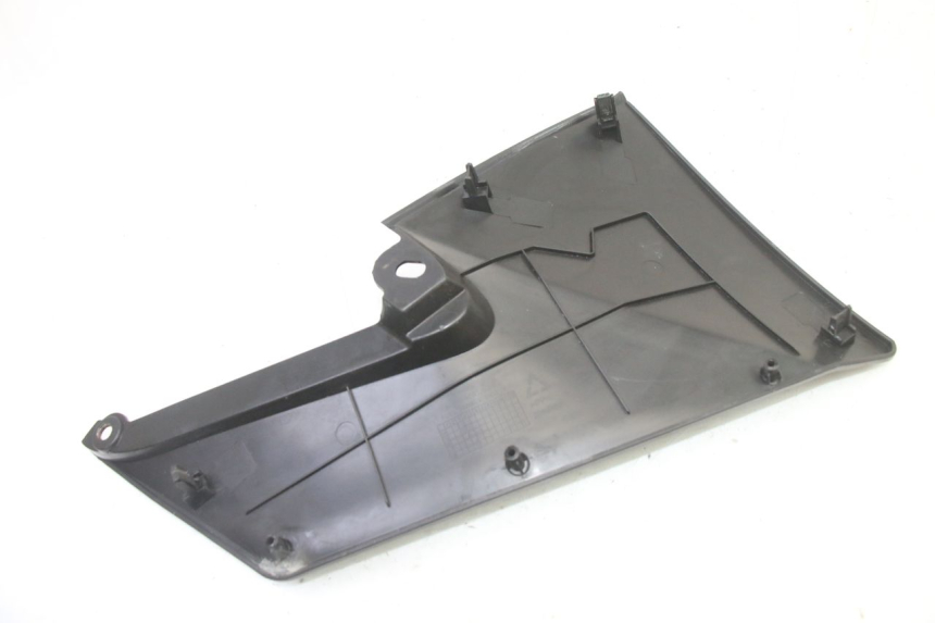 photo de LEFT FUEL TANK PANEL MAG POWER R-STREET 50 (2016 - 2025)
