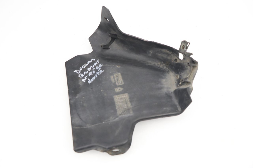 photo de FUEL TANK PANEL GILERA GP 800 (2007 - 2013)