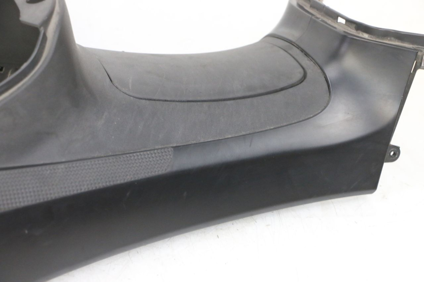 photo de FUEL TANK PANEL PIAGGIO MP3 500 (2016 - 2018) - Surface and material condition