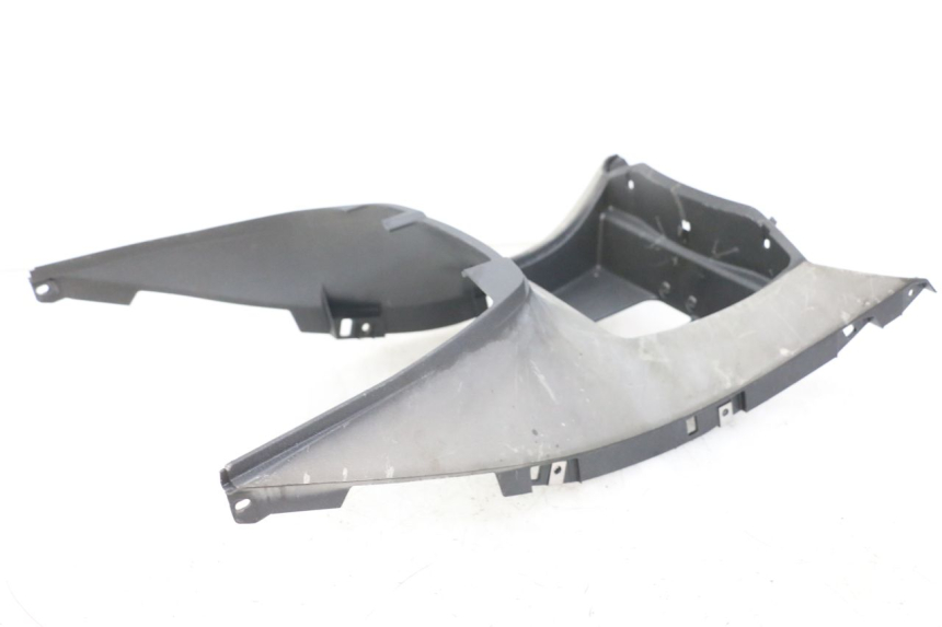 photo de FUEL TANK FAIRING PIAGGIO X10 125 (2012 - 2017)