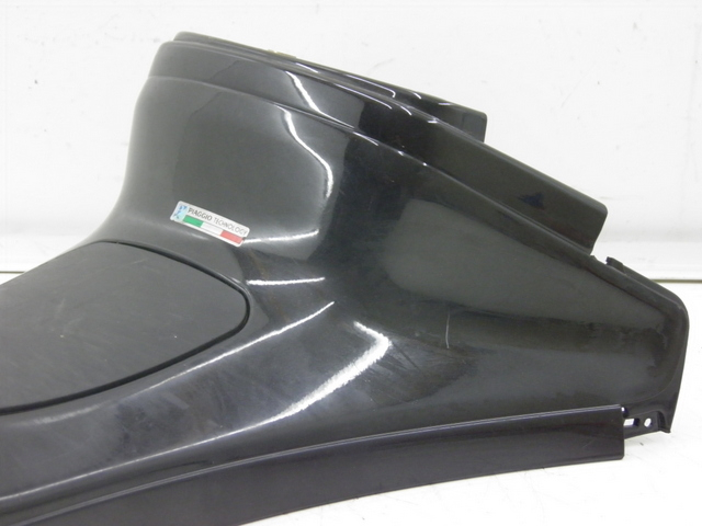 photo de FUEL TANK PANEL PIAGGIO XEVO - X EVO 125 (2010 - 2015)