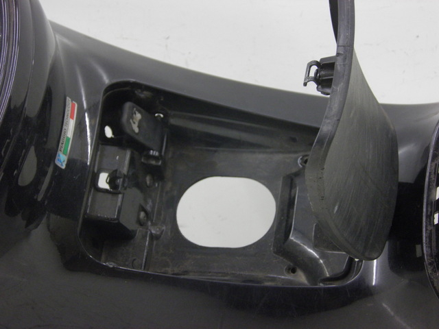 photo de FUEL TANK PANEL PIAGGIO XEVO - X EVO 125 (2010 - 2015)
