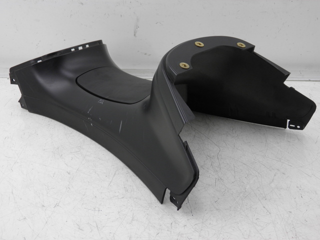 photo de FUEL TANK PANEL PIAGGIO XEVO - X EVO 125 (2010 - 2015)