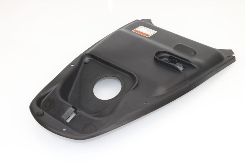 photo de FUEL TANK FAIRING SUZUKI SIXTEEN 125 (2008 - 2010)