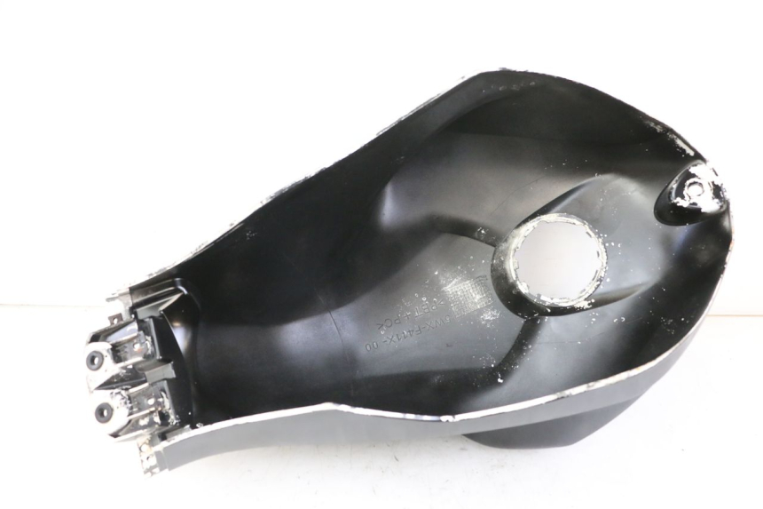 photo de FUEL TANK PANEL YAMAHA TZR 50 (2008 - 2016) - Surface and material condition