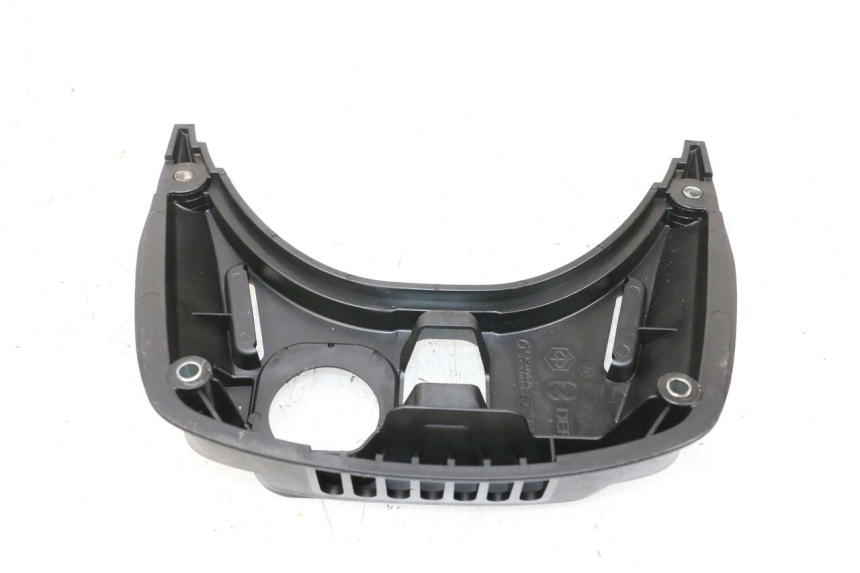 photo de FAIRING TANK PIAGGIO VESPA GTS SUPER IE 125 (2009 - 2016) - Component detail