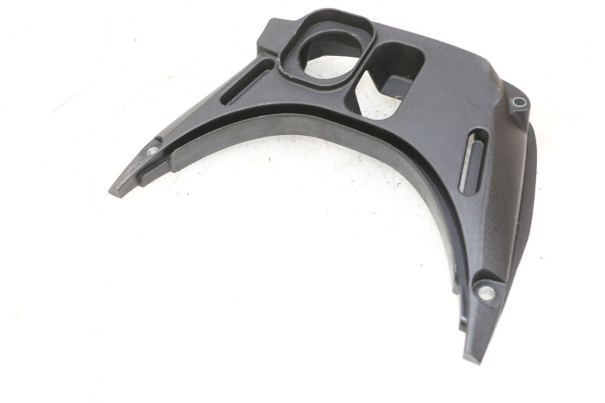 photo de FAIRING TANK PIAGGIO VESPA GTS SUPER IE 125 (2009 - 2016) - Alternative perspective