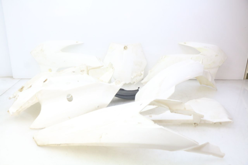 photo de COMPLETE FAIRING BODYWORK XTRM FACTORY DIRTBIKE BSE 150 - Main view