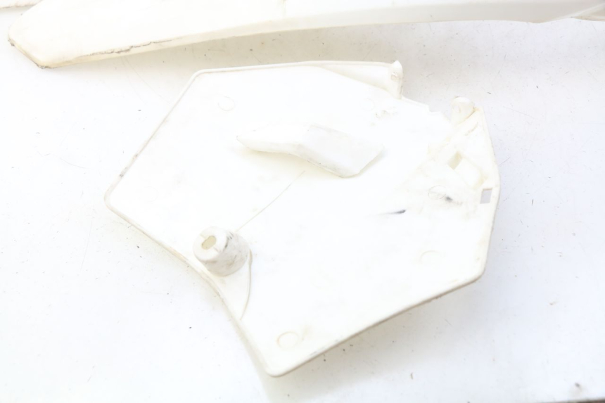 photo de COMPLETE FAIRING BODYWORK XTRM FACTORY DIRTBIKE BSE 150 - Product overview