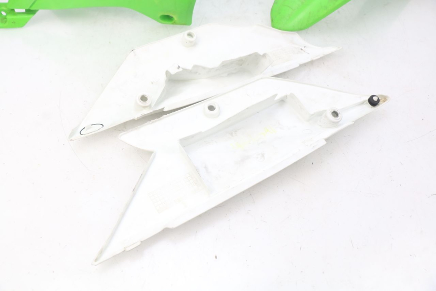 photo de COMPLETE FAIRING BODY KIT KAWASAKI KLX 110 (2010 - 2022)