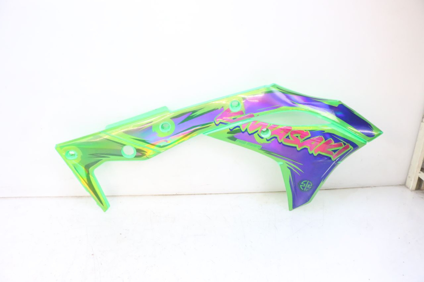 photo de COMPLETE FAIRING KAWASAKI KXF KX-F 250 (2017 - 2019) - High-resolution close-up