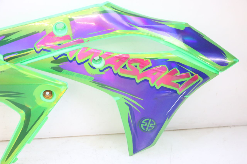 photo de COMPLETE FAIRING KAWASAKI KXF KX-F 250 (2017 - 2019) - Focus on structure