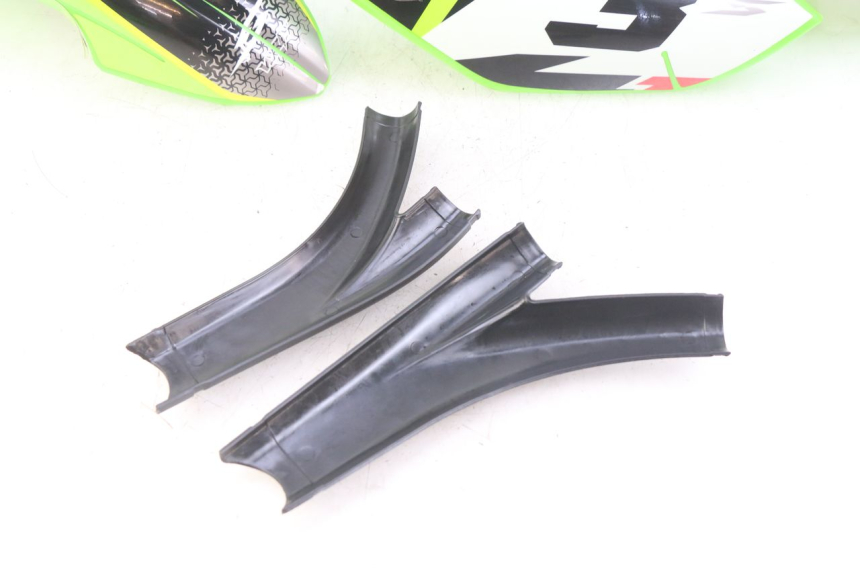 photo de COMPLETE FAIRING BODYWORK APOLLO RFZ 150