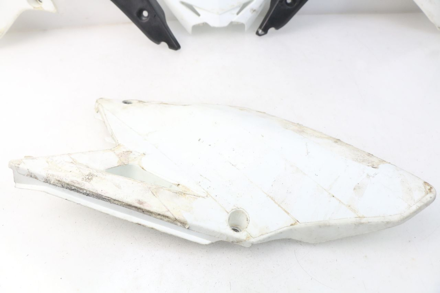 photo de COMPLETE FAIRING SUZUKI RMZ RM-Z 450 (2008 - 2011)