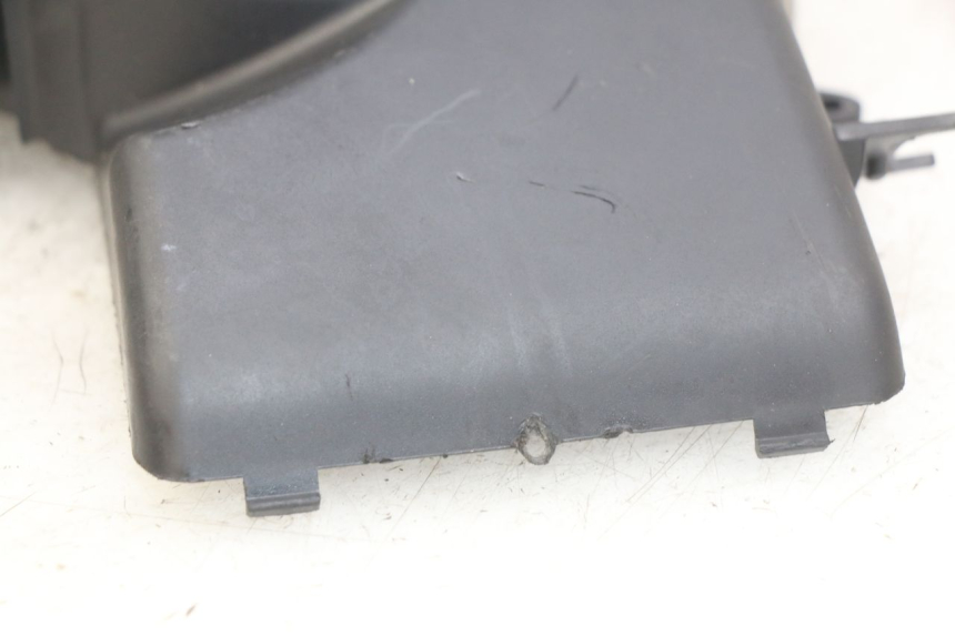 photo de IGNITION COVER PIAGGIO ZIP 2T 50 (2009 - 2019)